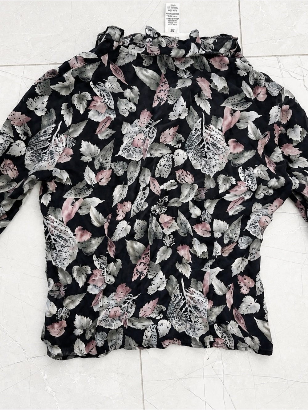 Rena Rowan Petite 100% Silk Floral Ruffle Blouse Women’s Size 2P - Picture 3 of 6